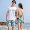 Casal de moda de banho de praia masculina shorts camisa mulher 3 peças Biquíni Conjunto de bermuda Surf Swimming troncos para maiô Zwembroek Board240408