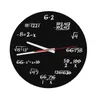 Horloges murales Formules d'horloge mathématique Quiz en noir et blanc équation unique pour le bureau à domicile