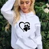 منسقات Sweatshirts هوديس من النوع الثقيل الجديد اللطيف الكلب مخلب وشكل القلب هوديس طباعة النساء غير الرسميات الطويلة الأكمام