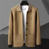 2024 Luxury Mens Prillers Designer Sweater Cardigan Pocane Pocket à manches longues ShirtsCouple Sweater Mingle Black Khaki M-4xl