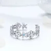 Com pedras laterais autênticas 925 Sterling Silver Winter Snowflake Rings para mulheres Anel de noivado de casamento Jóias BSR015