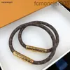 23SS armbanden ontwerper voor vrouwen hoogwaardige armband met doos dames mannen lederen armbanden bruine oude bloembrief liefhebbers charme armband iqjz