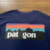 Tasarımcı Patagonie T Shirt Erkek Gömlek Tasarımcı Tişörtler Grafik Tee Mens Tshirts Pamuk Mavi Siyah Kıvrımlı Dış Mekan Be Yaya Tırman Olun S M L XL 2XL 3XL 89