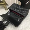 Yüksek kaliteli tote çanta 1116 tasarımcı çanta gerçek deri kuzu derisi mini ekran altın zincirleri erkek haberci çanta hobo çanta büyük crossbody flep kadın çantalı çanta cüzdan x76