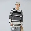 Erkek Sweaters Sonbahar Kış Erkekler Stripe Nakış Örtüsü Kazak Kore Moda Sokak Giysileri 2024 Sweater Erkek