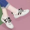 Casual schoenen Beach Sandalen Sport Travel Zachtzolen Flats Running Dikke Soled Precepedure Classic Retro Shoe ademend