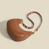 Zak onderarm met niche -ontwerp 2024 Gestructuur schouderlicht luxe crescent zadel veelzijdige handheld crossbody