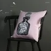 Almohada cubierta de terciopelo de lujo