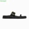 Slippers 2024 Été extérieur Open Strap Strap Buckle Beach Casual Sandals Plateforme Black / White Fashion Femmes Femmes