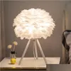 Lâmpadas de mesa Lâmpada moderna Led Feather Cloud Lampshade Decor de mesa de iluminação interna de equipamento de cama de cama de cama LIVRO ESTUDO NOITE DR DR DH4PZ