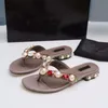 Summer Fashion Women Sandals Designer Pearl Beach Flat Thant Sweet and Commeding японский и корейский стиль сладкие тапочки