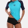 ملابس السباحة النسائية attraco rashguard ملابس السباحة نساء قصير الأكمام قمصان تصفح UV-حماية UPF50 راش واقي يركض على شاطئ أعلى