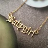 Colliers pendentiels bijoux de mode Gold Couleur Angel Babygirl Letter Collier Beau cadeau pour les femmes