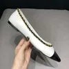 Chaussures habillées de créateurs 2022 Nouvelle chaîne correspondante couleur bouche légère chaussures simples de style fée fée
