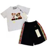 2024 Spring Children's Holiday Camping Conjunto de outono Detono de manga longa Camiseta de camiseta