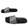 Slippers Femmes Été à l'extérieur Chaussures pour femmes Open Toe Flat Bottom Water Diamond Stripe portant un minimaliste