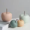 Decorative Figurines Resin Origami Apple Pear Ornaments Modern Minimalist Style Living Room Decora Model Soft Decorations Fruit