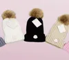 Kid Caps Designer Hat de bonnet d'hiver chaud Cape d'enfants Bons de tricot