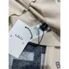 Kadınlar Klasik Kontrastlı Logo Örgü Sweater