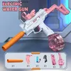 Piasek zabawa woda zabawa Uzi SMG Water Gun Electric Pistolet strzelając z broni zabawkowej w pełni automatyczny letni basen plaża zabawka dla dzieci dla dzieci dorośli q240413