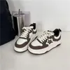 Freizeitschuhe klobige Plattform -Sneakers für Frauen Leder Stoff Patchwork Ladies Mode Gehen dicker Boden