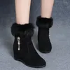 Bottes 2024 automne d'hiver pour femmes neige noire noire coton-padded en peluche élégante chaude pour femmes botas mujer Q445