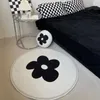 Tapetes em preto e branco simples de carpete floral de varanda de varanda decorativa de armário anti-deslizamento Mini