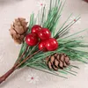 Dekorative Blumen 15pcs Künstliche Weihnachtsfestige rote Beerenstängel Blumenbummel Blumenzweig für DIY -Kranzbaum