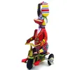 Coleção de adultos engraçados Retro Wind Up Toy Metal Tin Duck On Bike Robot Mechanical Clockwork Toy Figura Modelo Crianças Baby Presente 240401