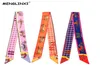 Menglinxi Bag Twillies Nya kvinnor Small Twill Silk Scarf Print Huvudbonad Handtag Bag Ribbon Long Scarves5482519