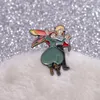 Hurlements émouvants en émail château couchant calcifer du personnage d'anime broches badges badges bijoux de dessins animés pour amis