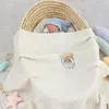 Decken Bettdecke für Baby gestrickt gemütlich warm geborener Wrap Atmungsmascheliger Windschutz Kinderwagen Abdeckung Feste Farbe Plaid Krippe
