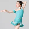 Desgaste do palco 2024 Dresses Latin Dance Professional Girls Irregular Top Skirts Kids Samba Chacha Performance Figurinos XS7788