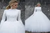 Mangas compridas Vestidos de noiva muçulmanos 2019 elegantes mangas altas de pescoço comprido cetim tule tule tule comprimento de bola vestido de noiva Wed4460498