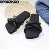 Pantofole a pezzetto piatto impermeabili spessi scivoli alti quaderno 34 creeps piatto a forma di punta sandali di punta da donna che passeggiano per donne scarpe da spiaggia muffin