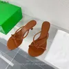 Slippers 2024 Spring And Summer Simple Fine Knot Flip-flops Women Fashion Leather Mid-heel Sandals