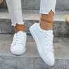 Zapatos casuales zapatillas de deporte plano dulce para mujeres de cuero sólido PU encaje hacia arriba tacones bajos dedo redondo para plataforma vulcanizar talla grande