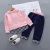 Ensembles de vêtements printemps automne bébé filles vestiges adaptés enfants t-shirt pantalon 2pcs / sets