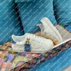 Explosion Hot Women's Time Out Sneaker 1ACHUB Blue Calf Leather Denim Élévé en caoutchouc extérieur en caoutchouc extérieur gravé Eyelets Denim Buggage Tag Designer Counder With Box