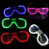 15/30st Glow Sticks Foam LED Stick Palm Bulk Glödande glasögon Lysande huvudbonad glödande ringar för bröllopsfestleveranser 240401