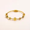Bracelets classiques populaires Femmes Bangle de luxe Designer Bijoux Crystal 18k Gold plaqué argent en acier inoxydable Lovers Gift Bangles Bracelet pour hommes