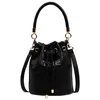 Kinderumbilder Lady Luxus der Lederschaufel -Tasche Damen Männer Designerin Marc Straw Tote Classic Drawschnell -Schulter -Mode -Brieftaschen -Eimer Top Griff MJ Verfolgung