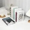 装飾コーヒーテーブルクラブELシミュレーションプロップブック装飾的な美学ルーム240409の豪華な家の装飾偽の本