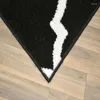 Blankets Black/White 5'x7' Geometric Indoor Area Rug Blanket