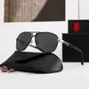 Classic Retro Men Femmes Lunettes de soleil Luxury Designer Luxury Eyewear Metal Frame Sunglasses Tr Lenses polarisées