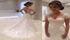 3D spetsblommor Cap Sleeve Country Mermaid Wedding Dresses 2019 Vneck Vintage Garden Billiga Plus Size Fishtail Bridal Dress8370457