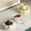 Tasses à café tasse avec cuillère apparence de grande valeur et conception de la soucoupe