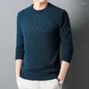 Erkek Sweaters Bahar Moda Yüksek Sonu Sıcak Maillard Yuvarlak Boyun Süvarisi Katı Patchwork Vidalı İplik Gevşek Örme Uzun Kollu Üst