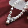 Colliers de pendentif EST FEMMES BIENDES À FRENDIE Collier de perle de conception simple avec un fermoir à fleurs roses en argent sterling authentique 925 SPN-D014