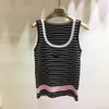 Top da donna magliette da donna ricamato carri armati camis cotone brocolte canotte a due g lettere gonne gonne da yoga abito gilet reggiseno da donna ledies solido camicia vintage femme